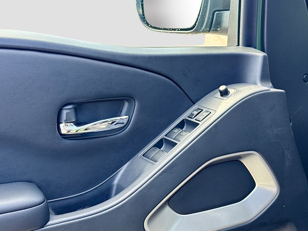 New 2026 Nissan Frontier SV image 16