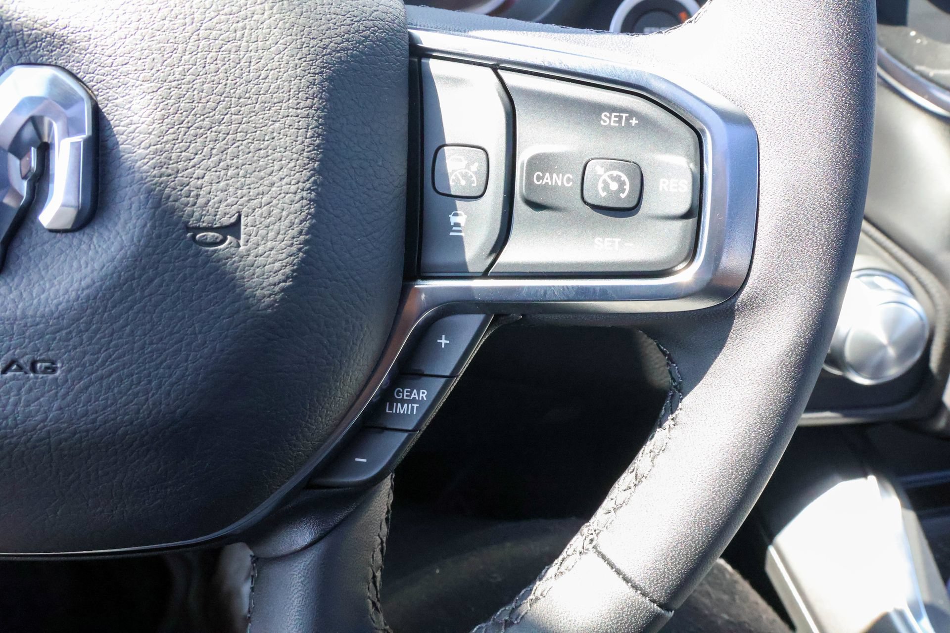 New 2027 RAM 1500 Laramie w/ Night Edition AWD/4WD image 25