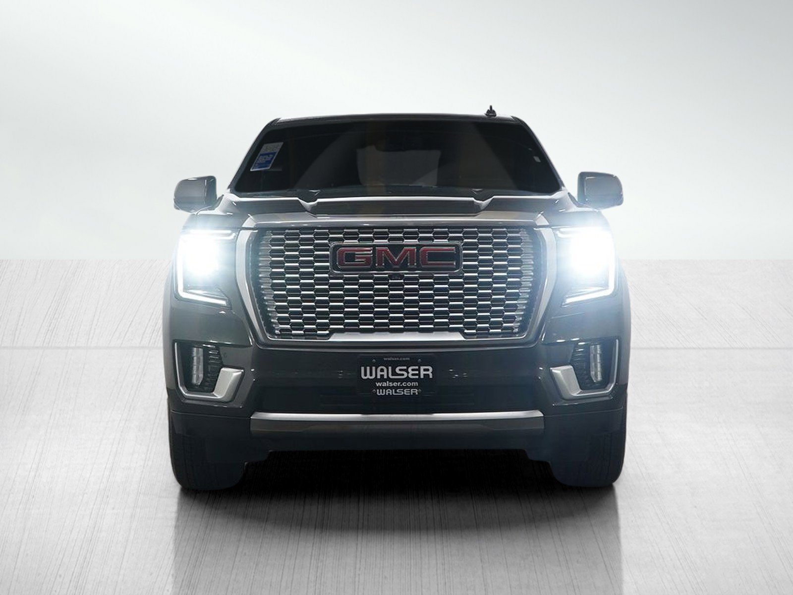 Used 2021 GMC Yukon XL Denali image 8