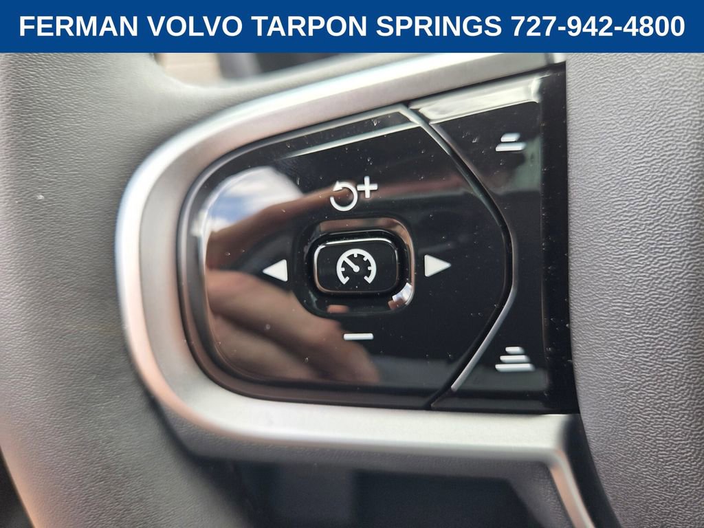 New 2026 Volvo XC90 B6 Plus w/ Protection Package Premier image 30