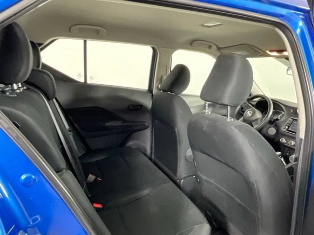 Used 2024 Nissan Kicks S FWD image 18