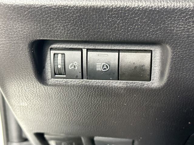 Used 2024 Toyota RAV4 LE AWD/4WD image 21