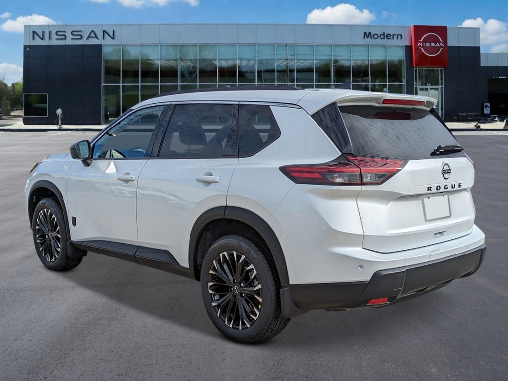 New 2026 Nissan Rogue Dark Armor FWD image 3
