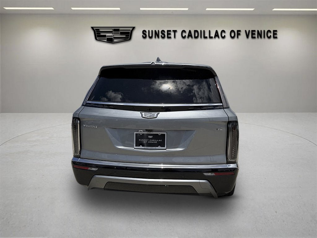 New 2027 Cadillac Vistiq Luxury w/ LPO, Floor Liner Package AWD/4WD image 4