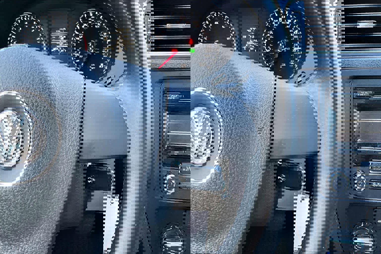 Used 2014 Volkswagen Jetta SE image 24