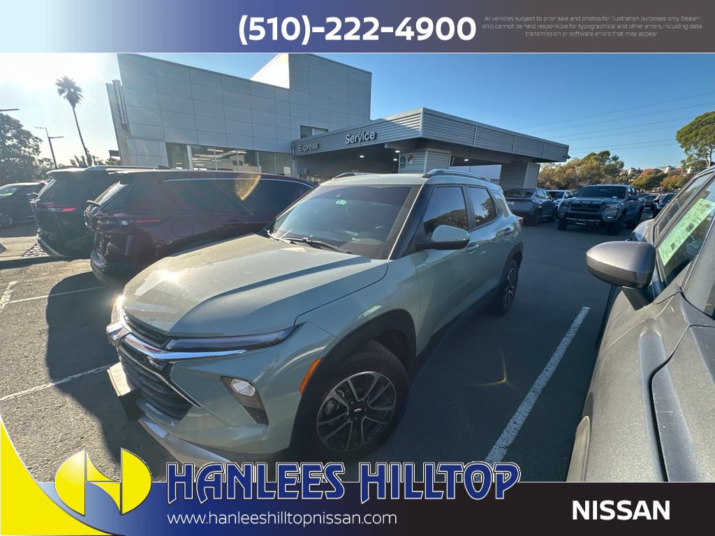 Used 2025 Chevrolet TrailBlazer LT w/ Convenience Package FWD image 1