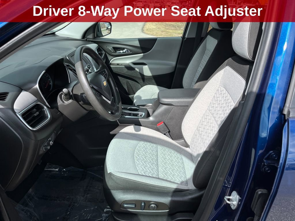Used 2023 Chevrolet Equinox LS AWD/4WD image 11