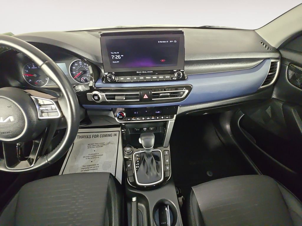 Used 2023 Kia Seltos S w/ Navigation Package image 11