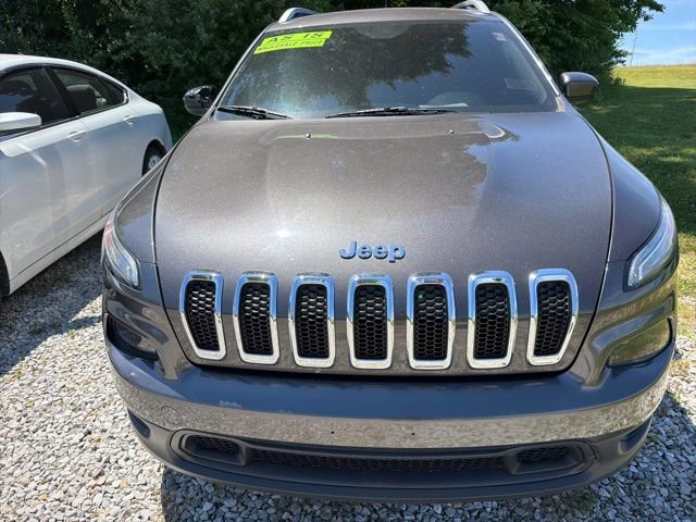 Used 2014 Jeep Cherokee Latitude FWD image 4