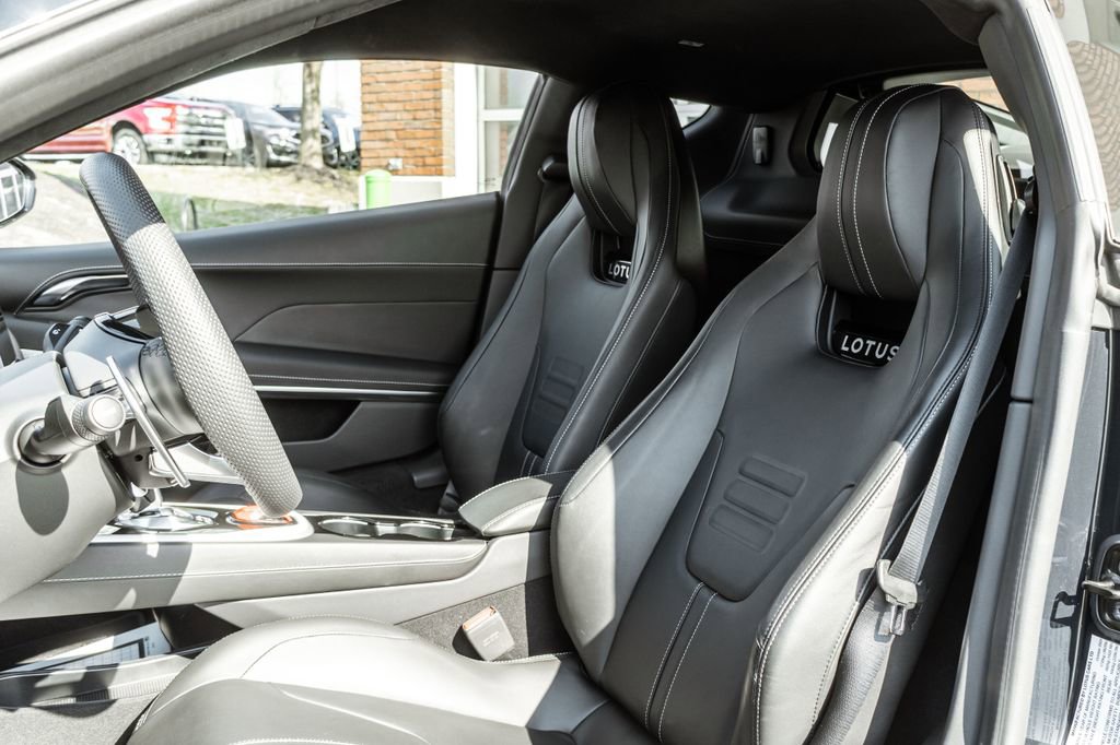 Used 2024 Lotus Emira First Edition image 7