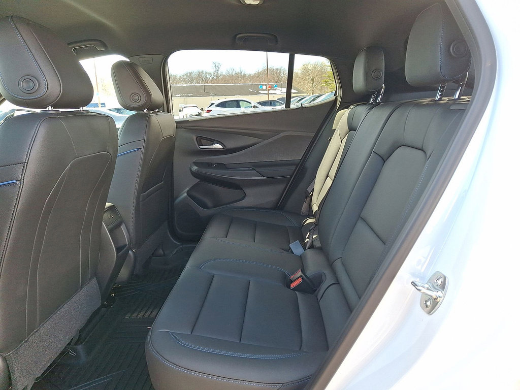 Used 2025 Buick Envista Sport Touring w/ Convenience II Package image 19