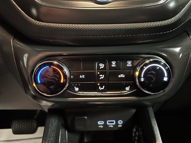 Used 2023 Chevrolet TrailBlazer LT image 40