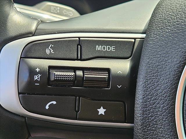 Used 2023 Kia Sportage EX image 9