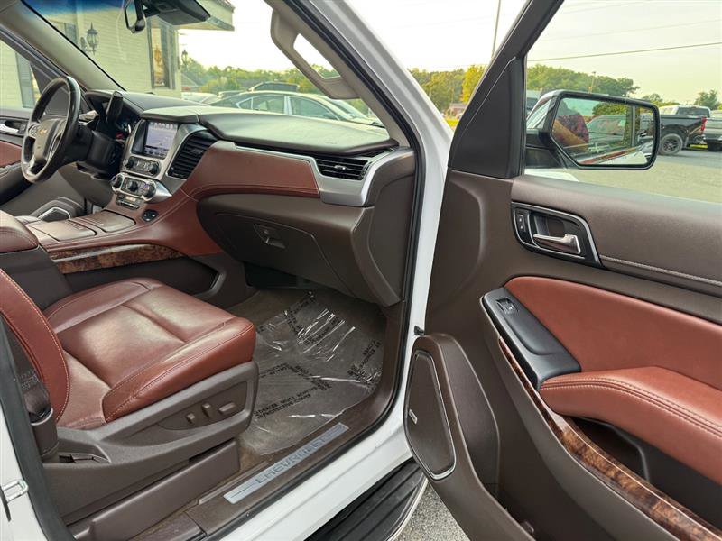 Used 2017 Chevrolet Tahoe Premier AWD/4WD image 10