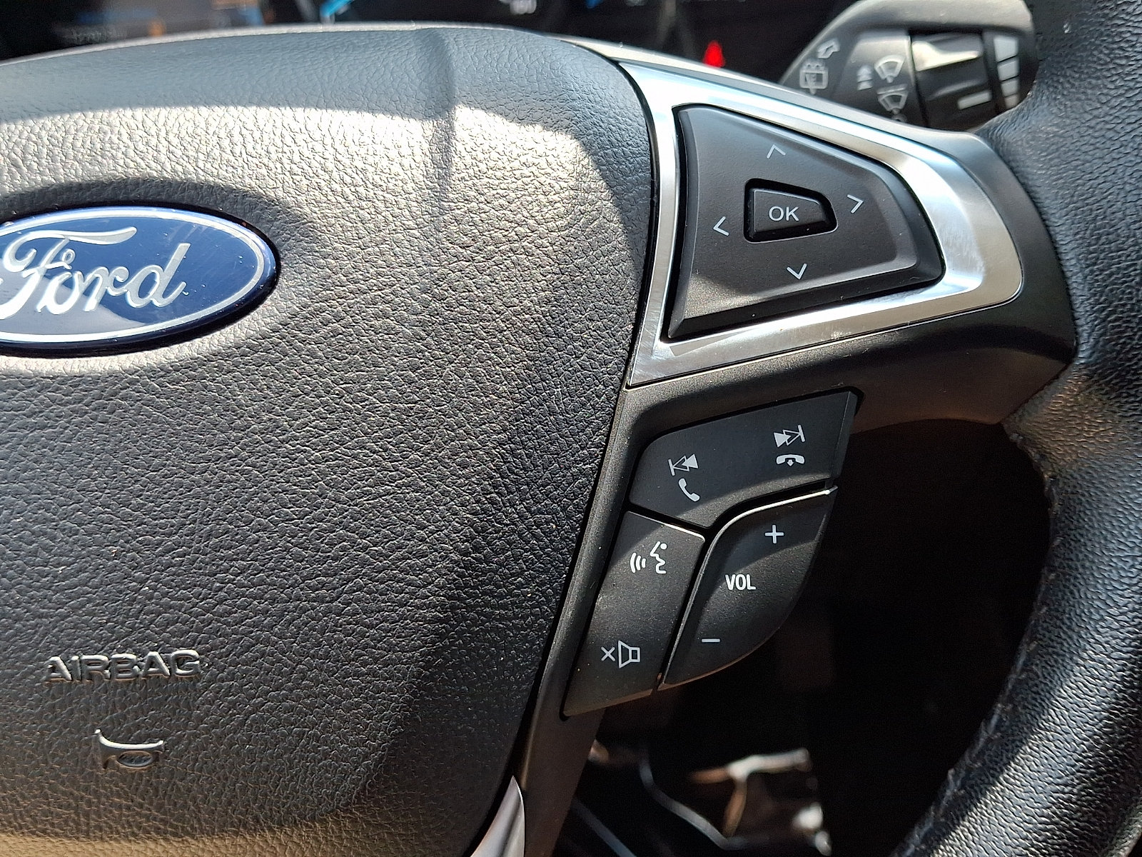 Used 2022 Ford Edge SEL w/ Convenience Package AWD/4WD image 22