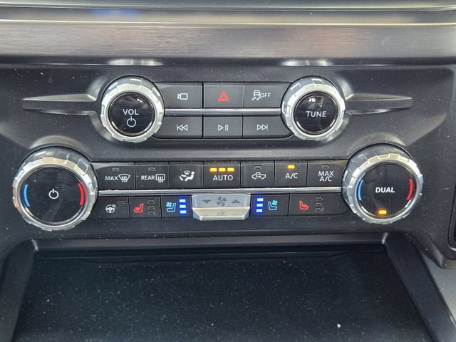 Used 2026 Ford F350 Lariat w/ FX4 Off-Road Package AWD/4WD image 23