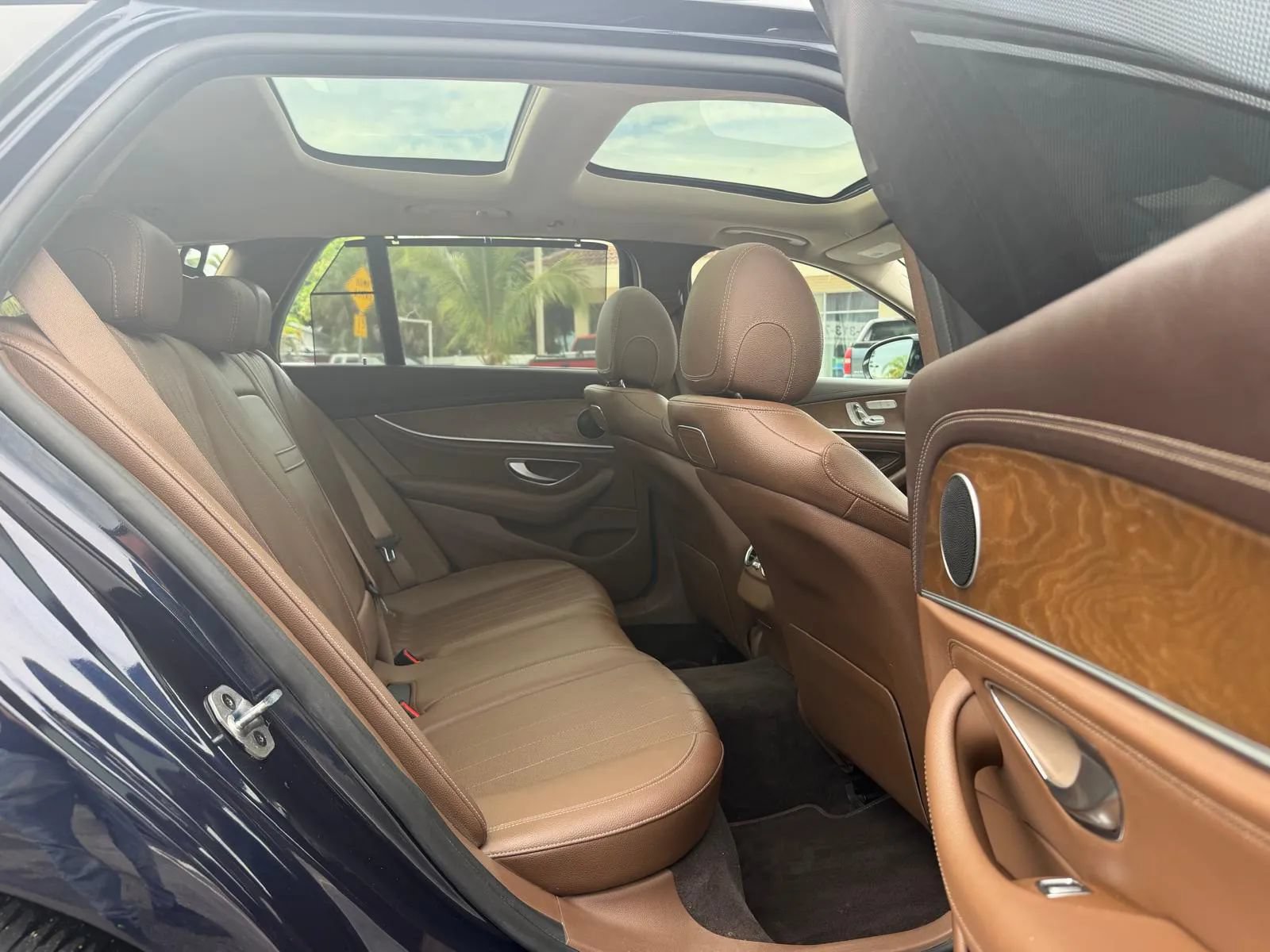 Used 2019 Mercedes-Benz E 450 4MATIC Wagon image 33