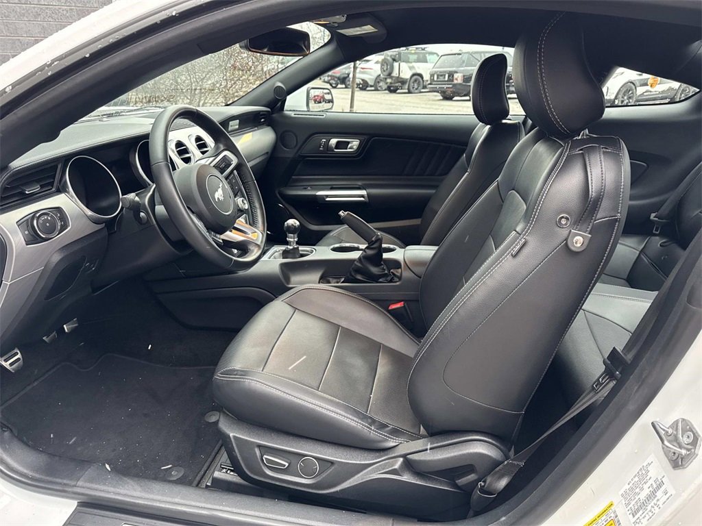 Used 2018 Ford Mustang GT Premium image 15