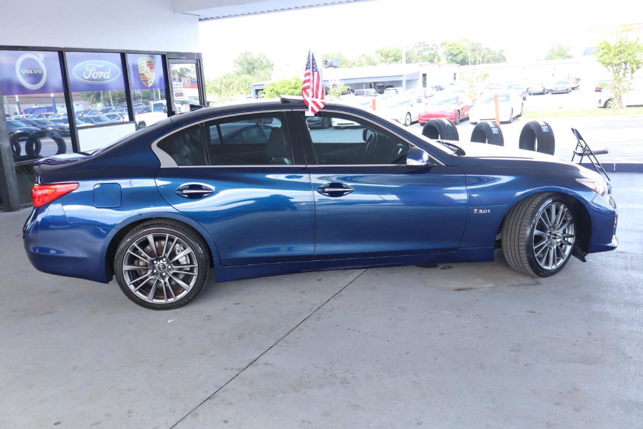 Used 2016 INFINITI Q50 Red Sport 400 RWD image 4