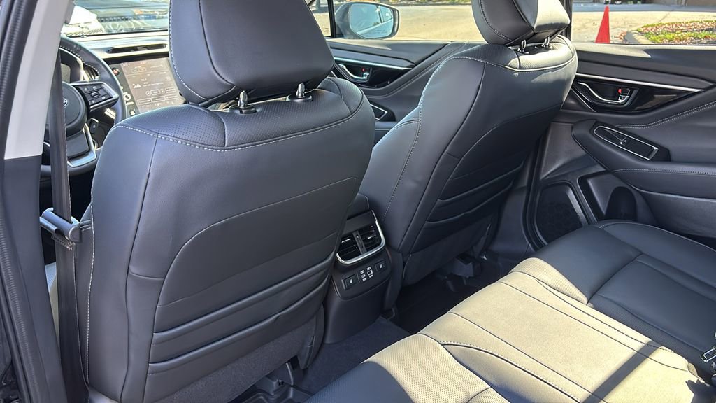 Used 2025 Subaru Outback Touring w/ Popular Package #2 image 31