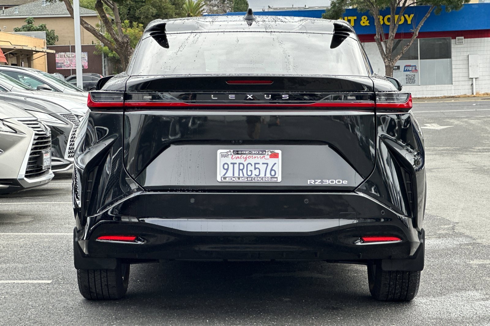 Used 2025 Lexus RZ 300e image 5