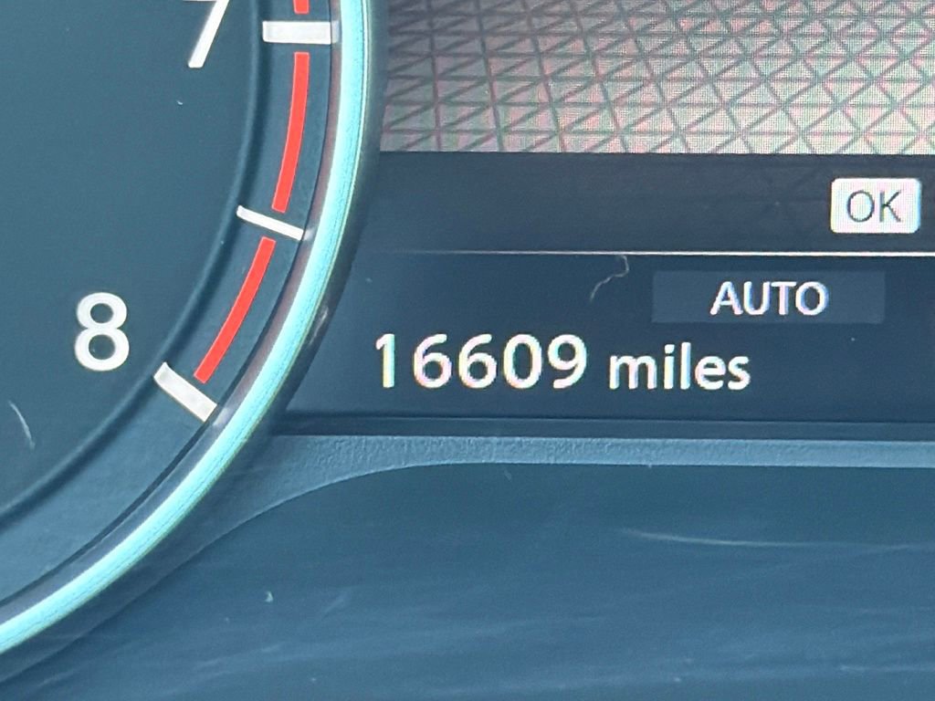 Certified 2025 Nissan Rogue S image 19