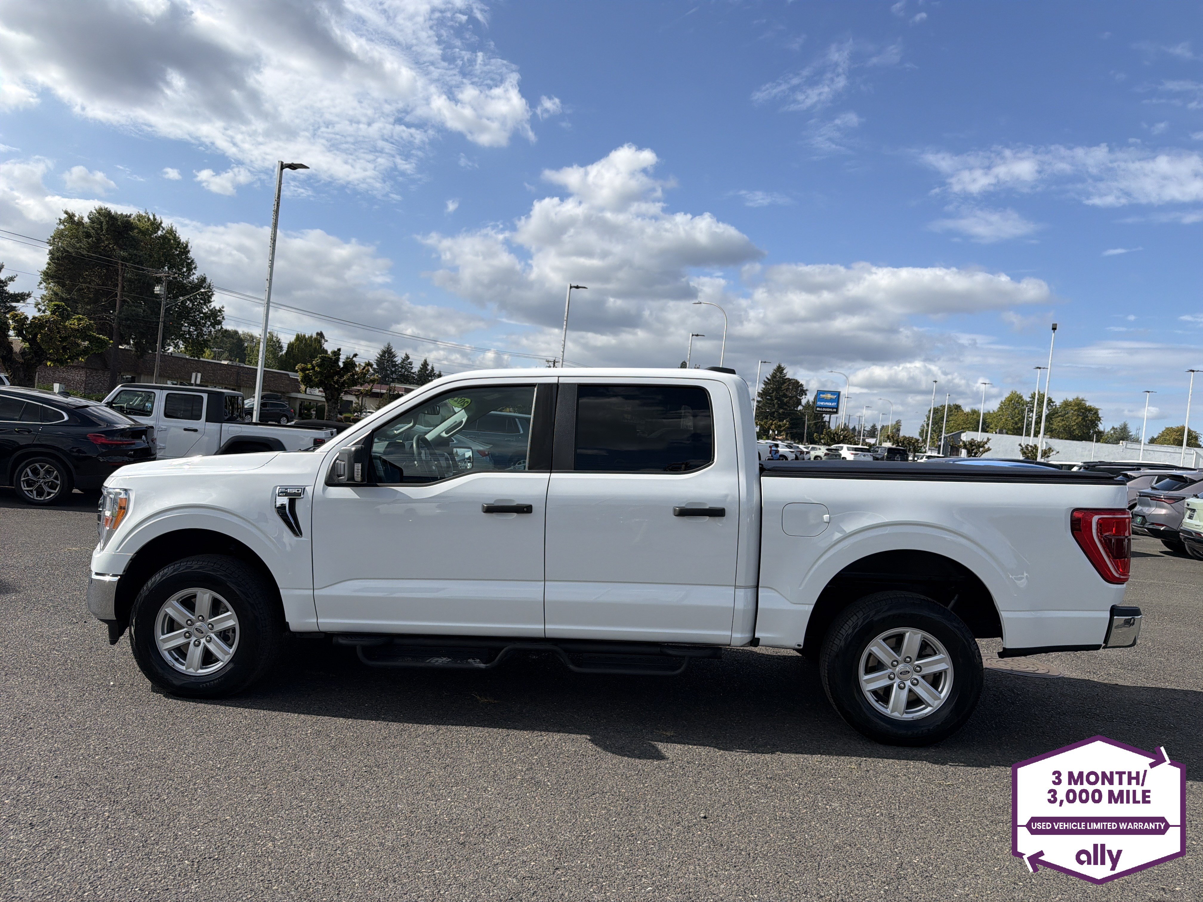 Used 2022 Ford F150 XLT AWD/4WD image 2