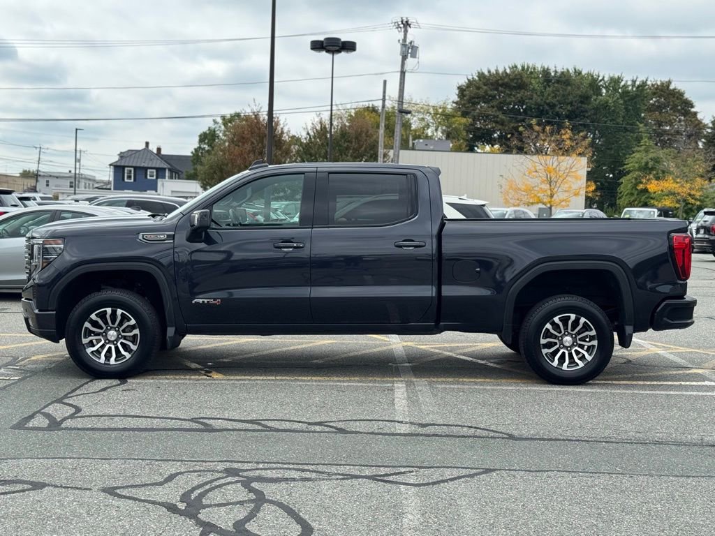 Used 2023 GMC Sierra 1500 AT4 image 2