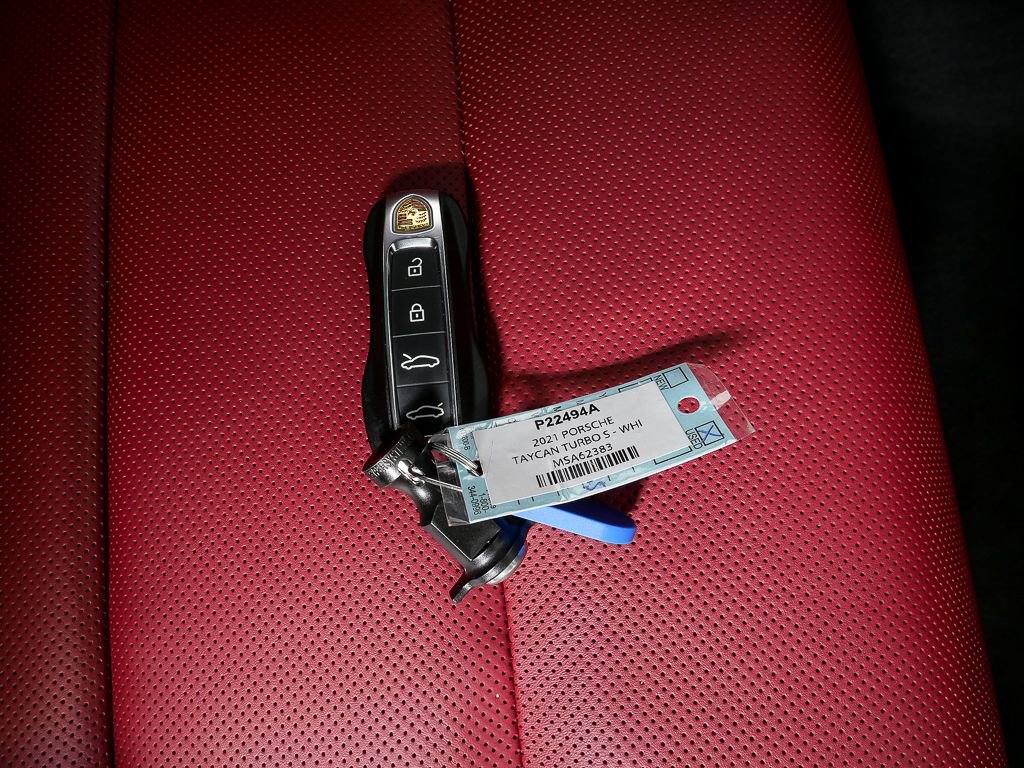 Certified 2021 Porsche Taycan Turbo S image 29