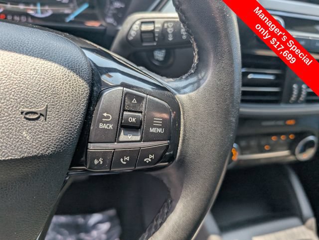 Used 2022 Ford Escape SE w/ Cold Weather Package FWD image 17