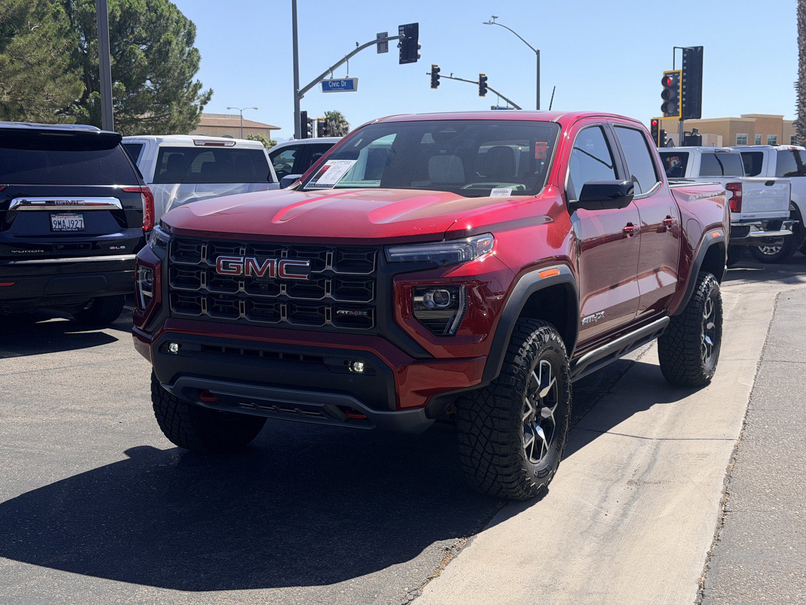 Used 2026 GMC Canyon AT4X AWD/4WD image 3