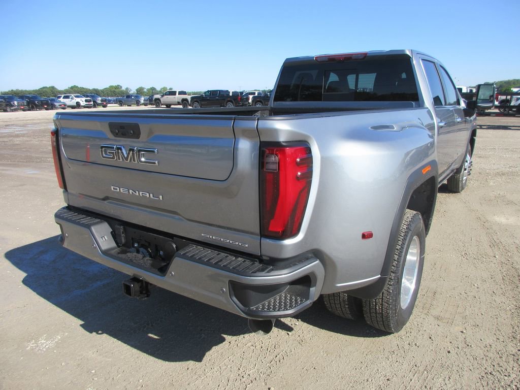 New 2026 GMC Sierra 3500 Denali Ultimate AWD/4WD image 5