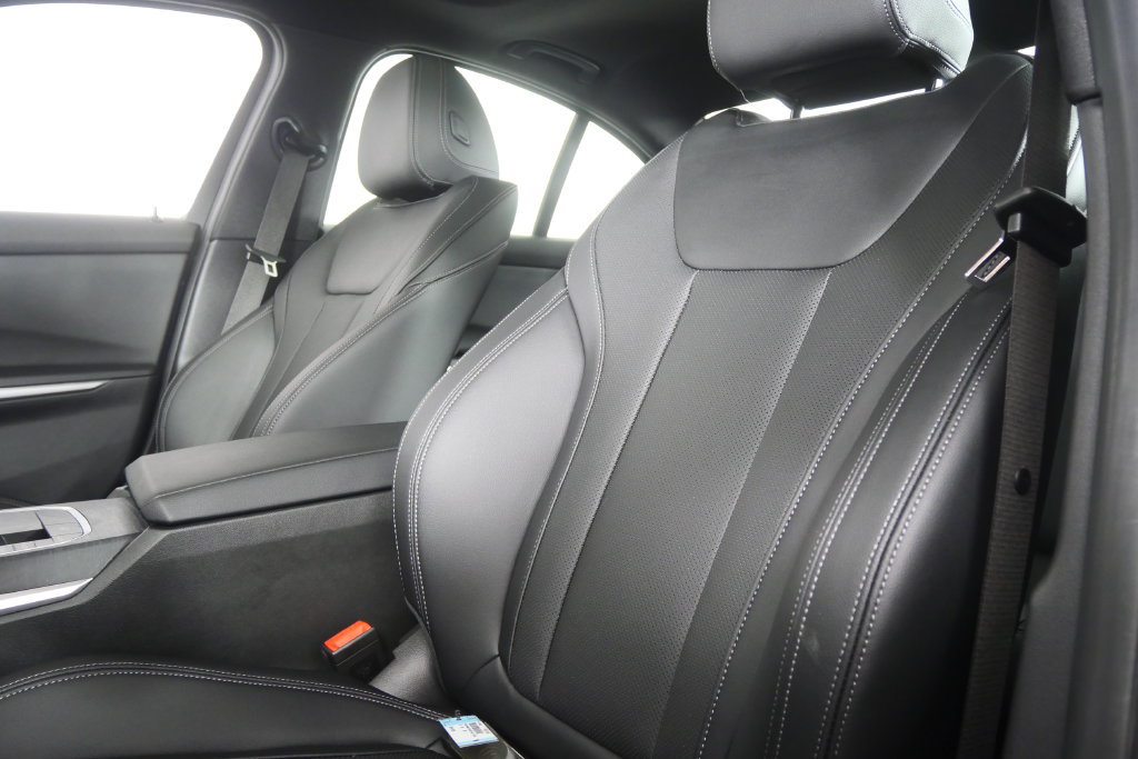 Certified 2026 BMW 330i Sedan RWD image 10