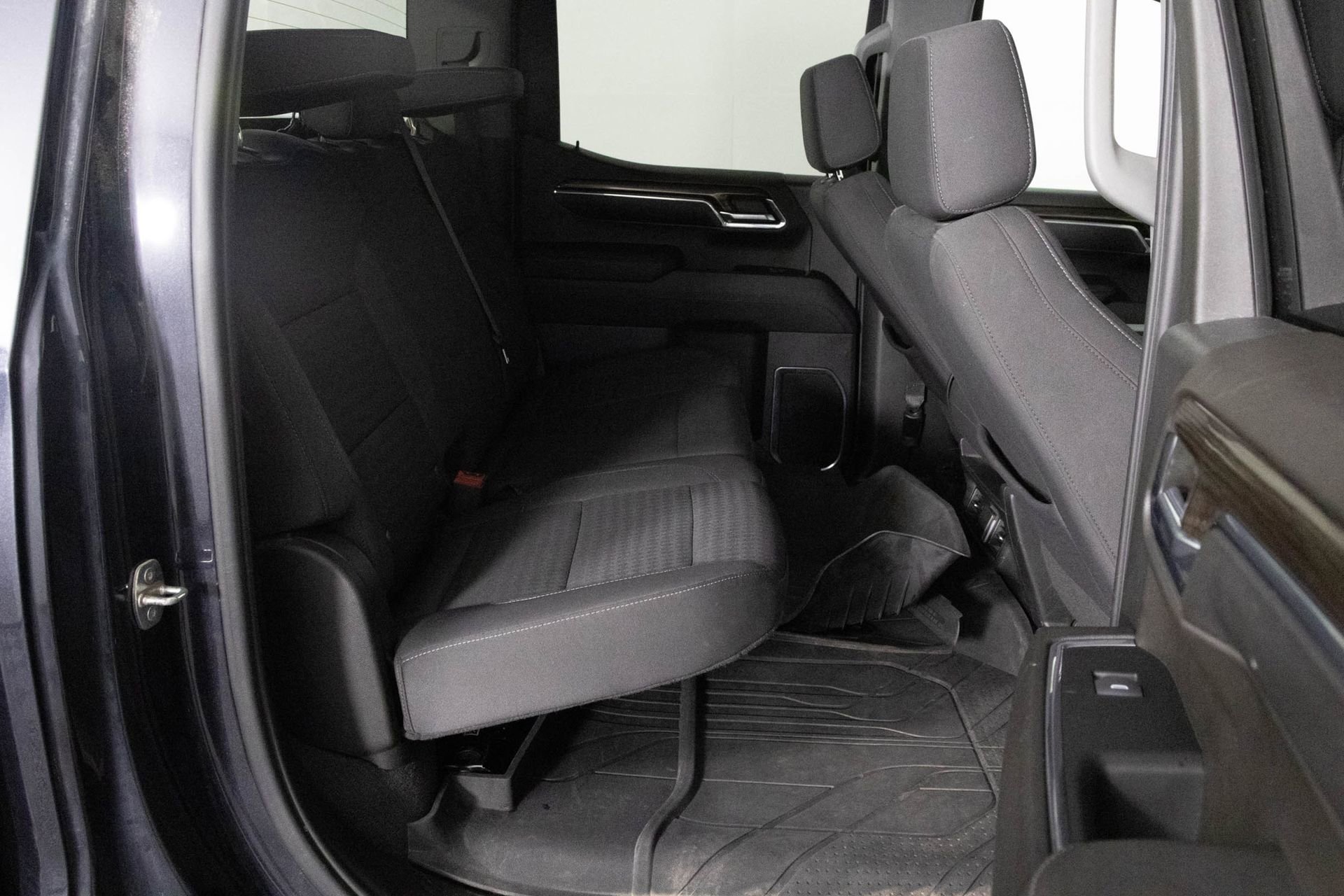 Certified 2023 Chevrolet Silverado 1500 LT image 35