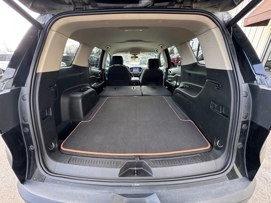 Used 2017 GMC Acadia SLE w/ Driver Alert Package I image 54