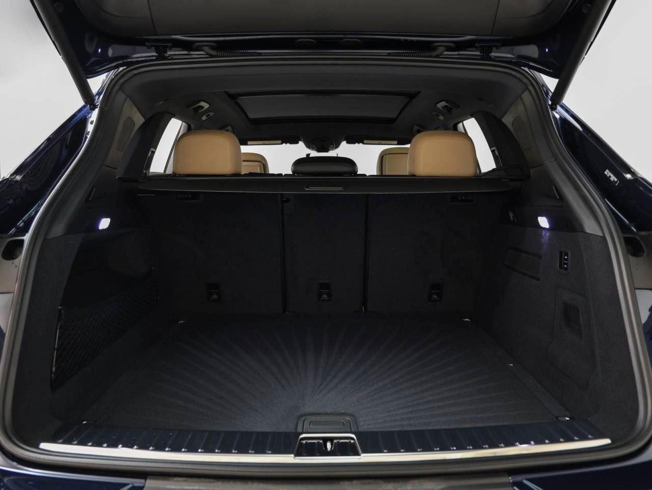 New 2025 Porsche Cayenne image 69