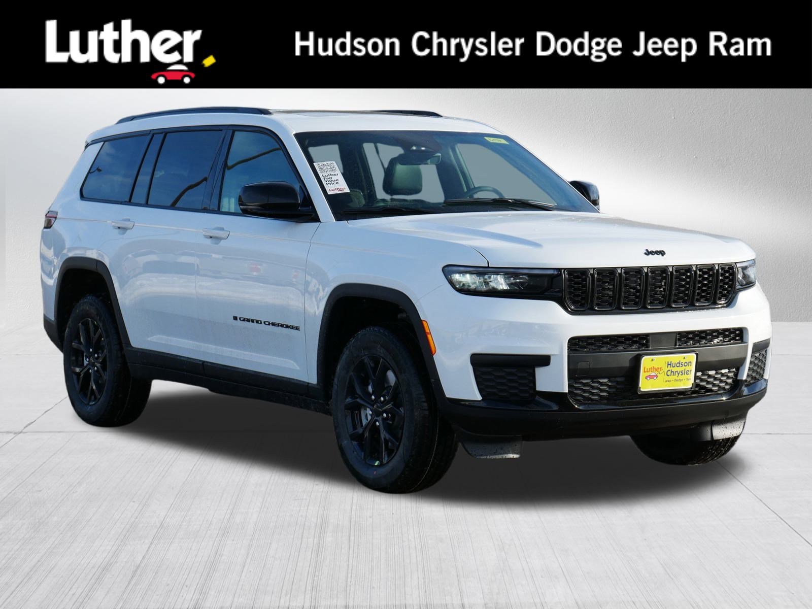New 2025 Jeep Grand Cherokee L Altitude image 1