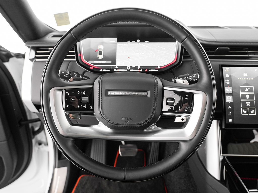 Used 2024 Land Rover Range Rover SE AWD/4WD image 9
