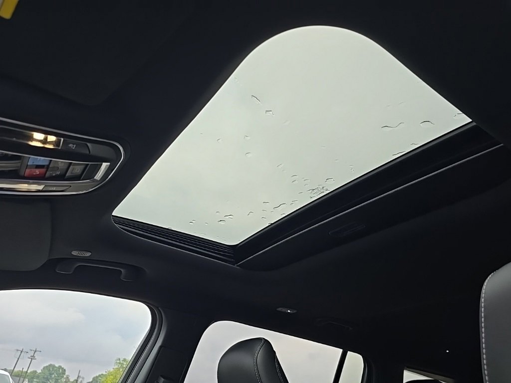 New 2025 Jeep Grand Cherokee L Altitude image 18