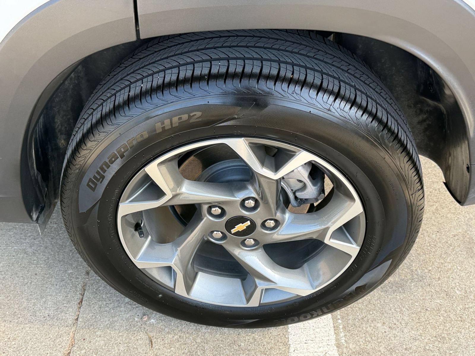 Used 2025 Chevrolet Trax LT w/ LT Convenience Package FWD image 30