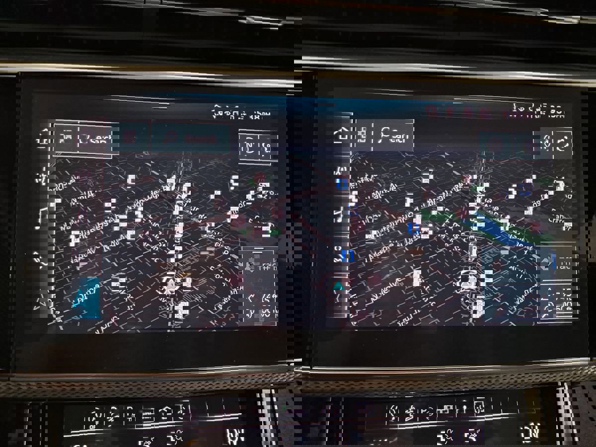 Used 2021 Audi SQ8 Premium Plus w/ Luxury Package image 18