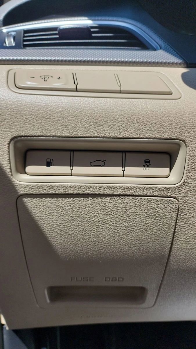 Used 2017 Hyundai Sonata SE image 11