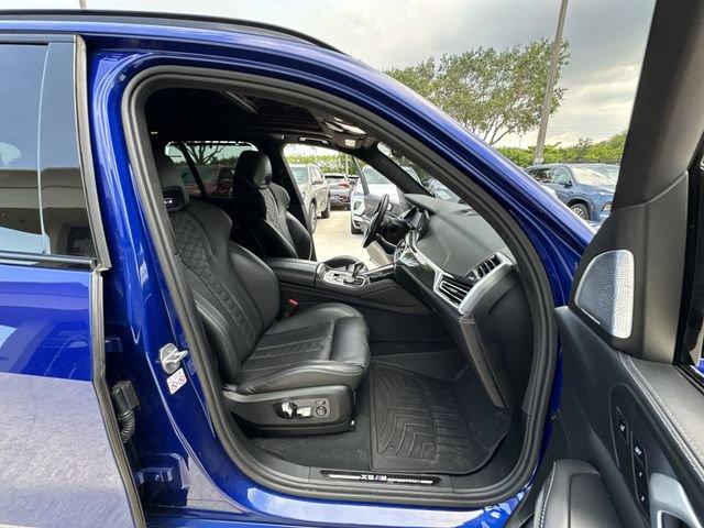 Used 2020 BMW X5 M Competition w/ Executive Package AWD/4WD image 34