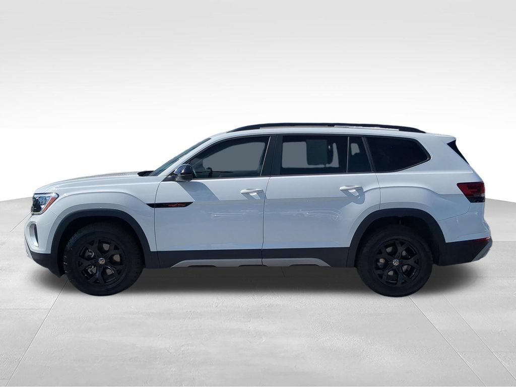 Certified 2024 Volkswagen Atlas Peak Edition SE AWD/4WD image 6