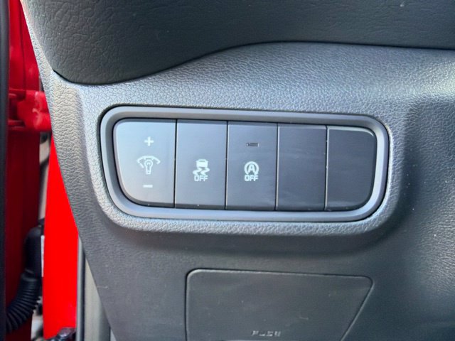 Certified 2025 Kia Soul LX w/ LX Technology Package FWD image 11