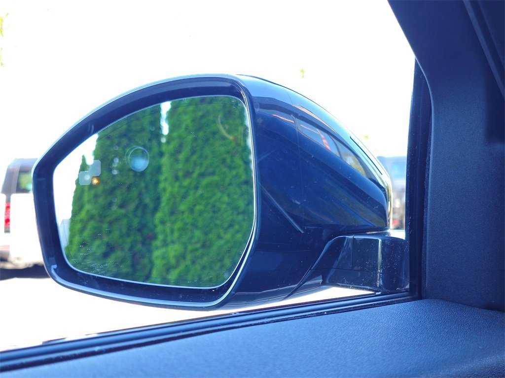 New 2025 Land Rover Range Rover Velar S image 21