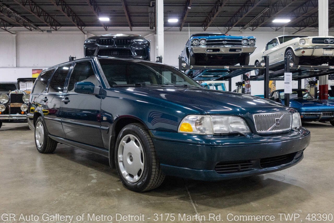 Used 1998 Volvo V70 FWD image 10