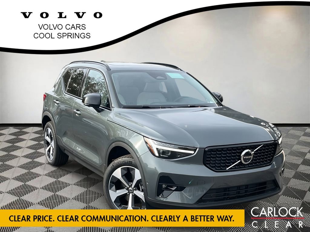 New 2026 Volvo XC40 B5 Plus w/ Protection Package Premier