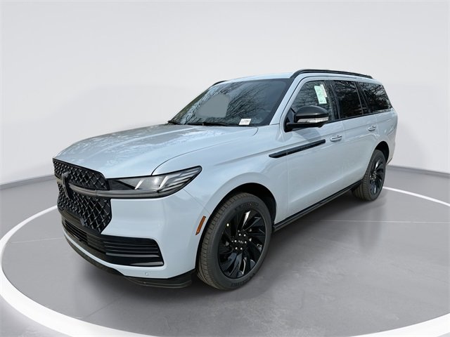 New 2025 Lincoln Navigator Reserve w/ Jet Appearance Package