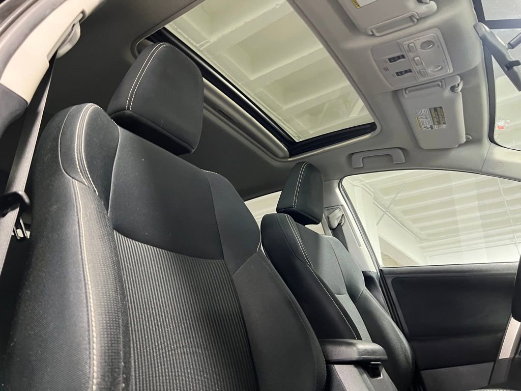 Used 2015 Toyota RAV4 XLE image 20